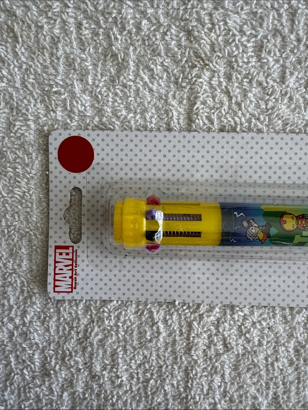 Marvel Avengers Yellow 8-Color Assorted Ink Pen
